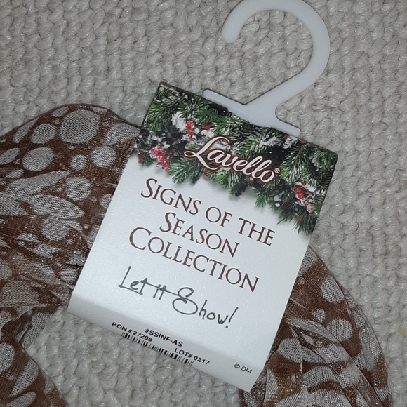 ❤ 🛍 4/$20 Decorative Scarf - Picture 2 of 4